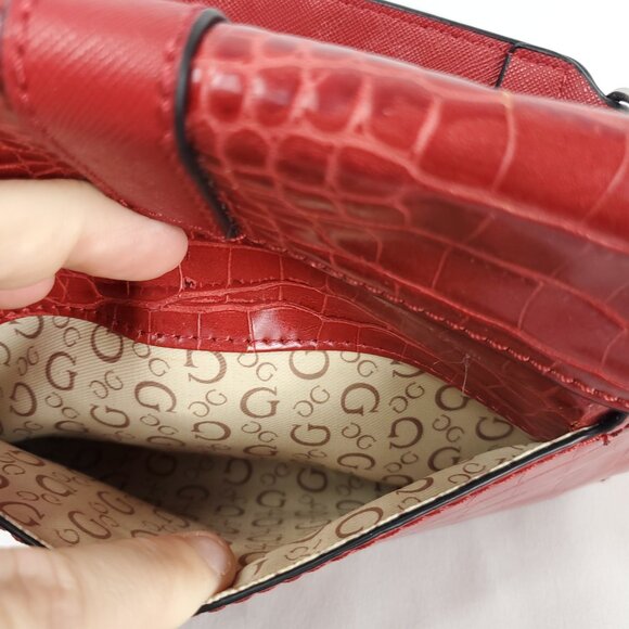 Guess Red Croc Textured Silver Chain Strap Shoulder Bag/Cross Body Purse - Picture 7 of 15